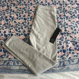 gray & white herringbone leggings NWT